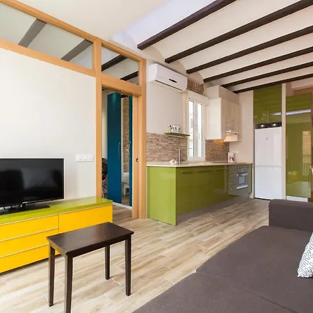Charming Gracia Apartment *